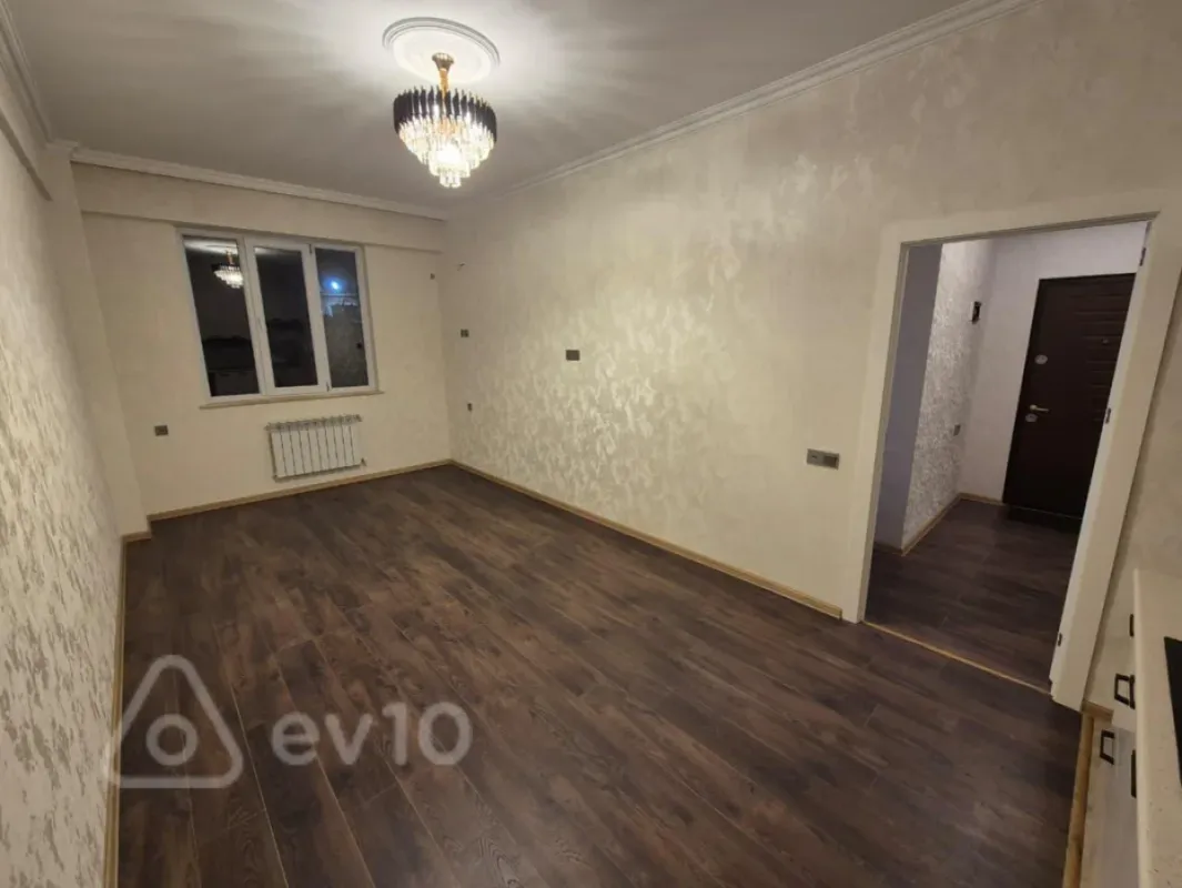 Kirayə verilir 2 otaqlı yeni tikili 45 m²