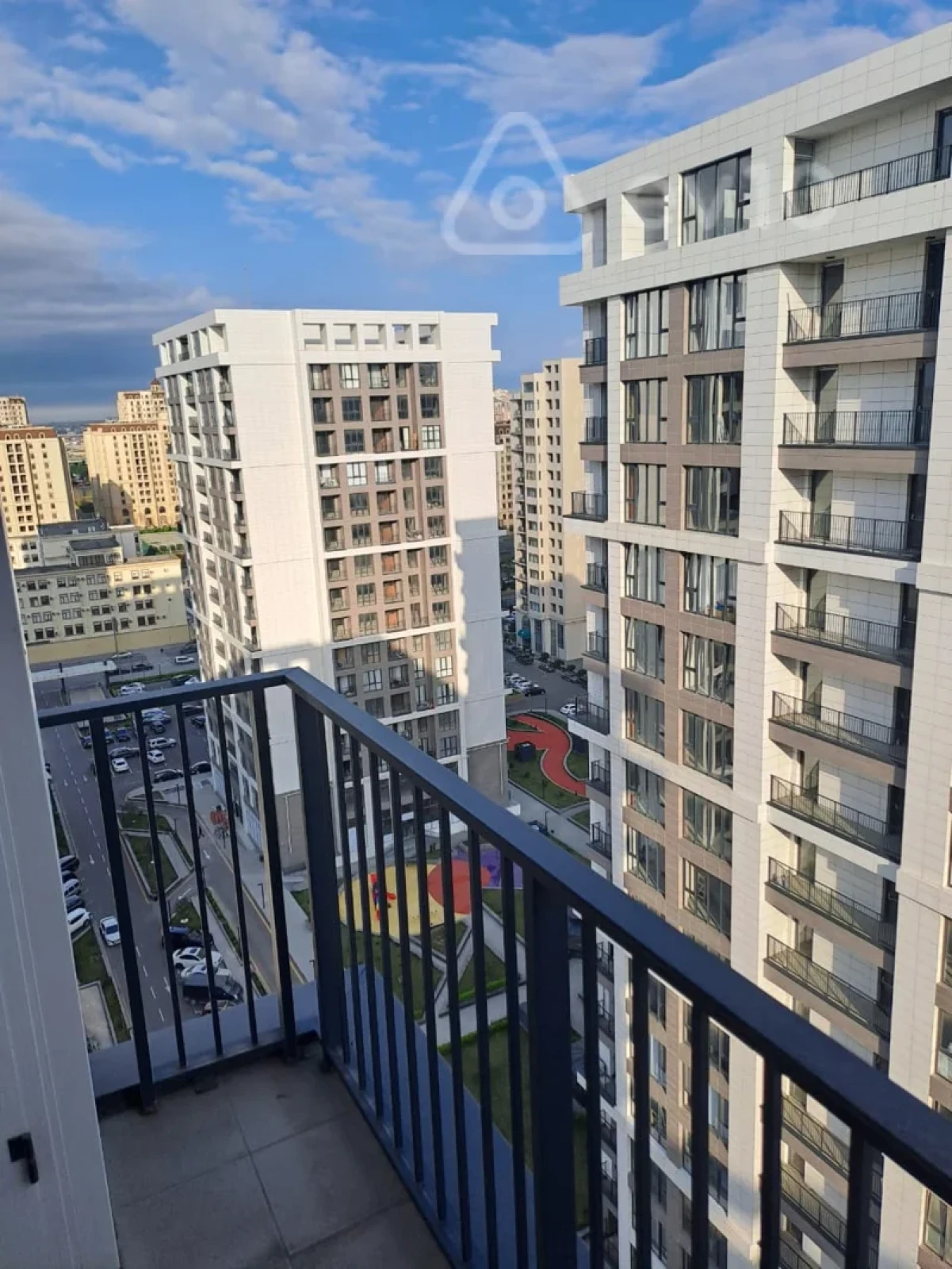 Kirayə verilir 2 otaqlı yeni tikili 111 m²