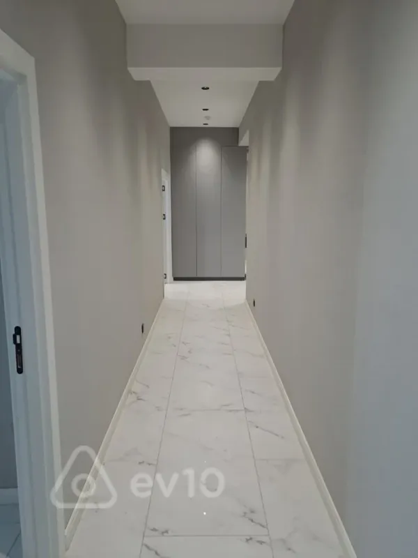 Kirayə verilir 2 otaqlı yeni tikili 111 m²