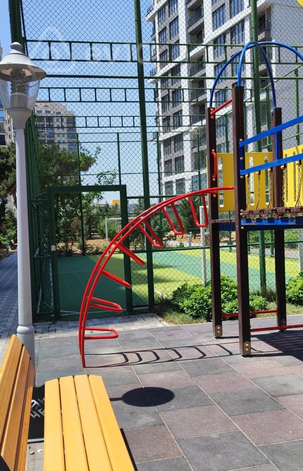 Kirayə verilir 2 otaqlı yeni tikili 111 m²