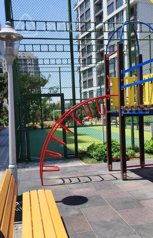 Kirayə verilir 2 otaqlı yeni tikili 111 m²