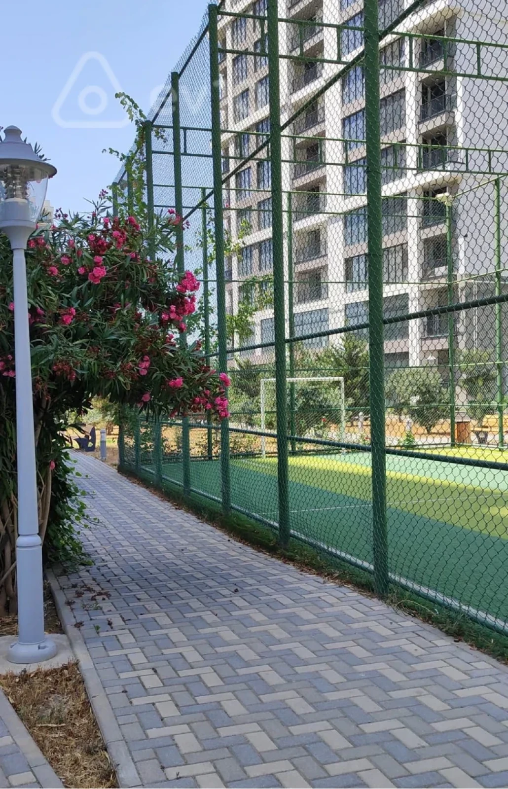 Kirayə verilir 2 otaqlı yeni tikili 111 m²