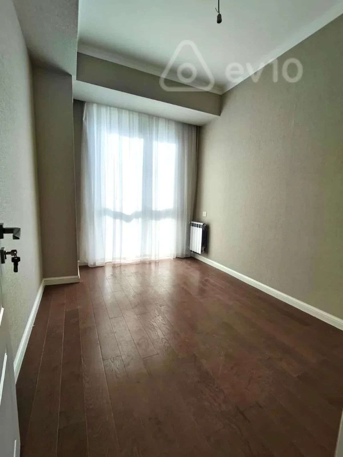 Kirayə verilir 3 otaqlı yeni tikili 90 m²