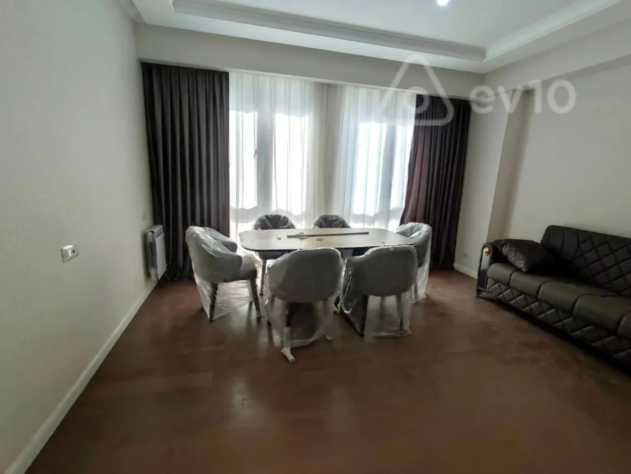Kirayə verilir 3 otaqlı yeni tikili 90 m²