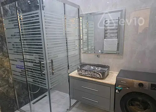 Satılır 2 otaqlı yeni tikili 95 m²