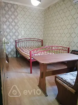 Kirayə verilir 1 otaqlı həyət evi 25 m²