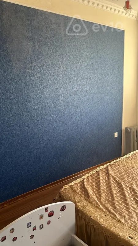 Kirayə verilir 3 otaqlı köhnə tikili 75 m²