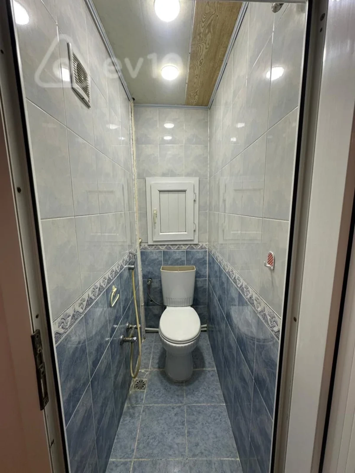 Kirayə verilir 3 otaqlı köhnə tikili 90 m²