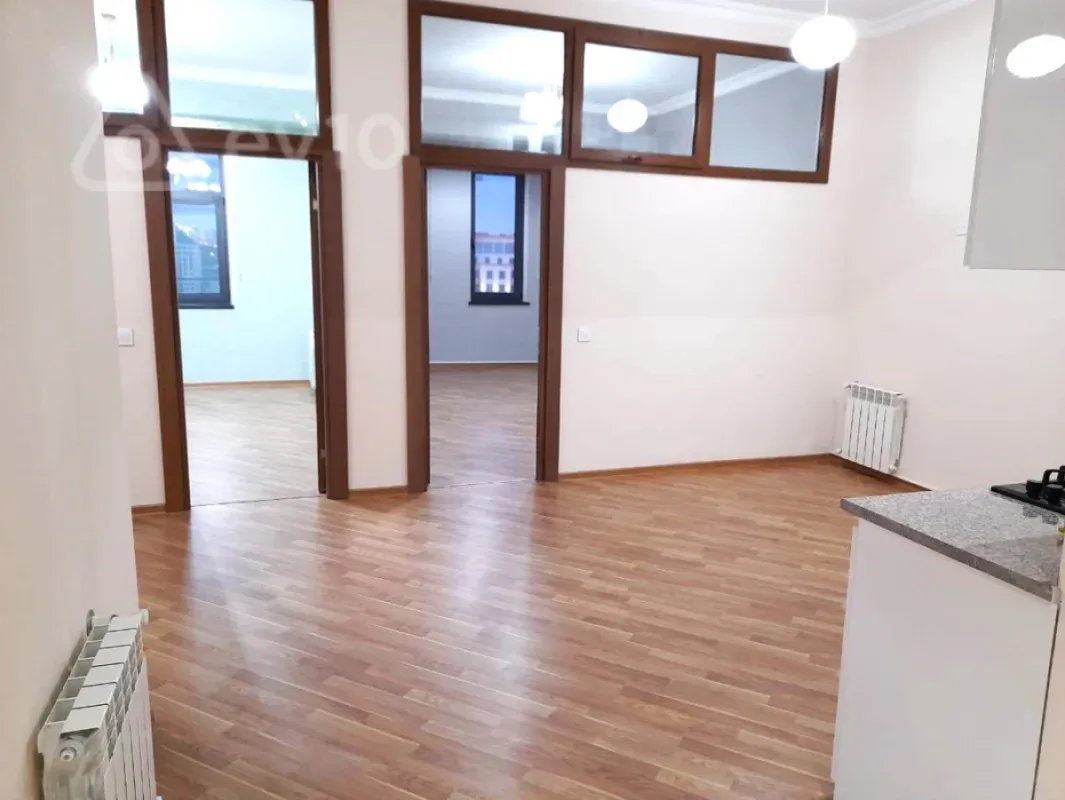 Kirayə verilir 3 otaqlı yeni tikili 75 m²