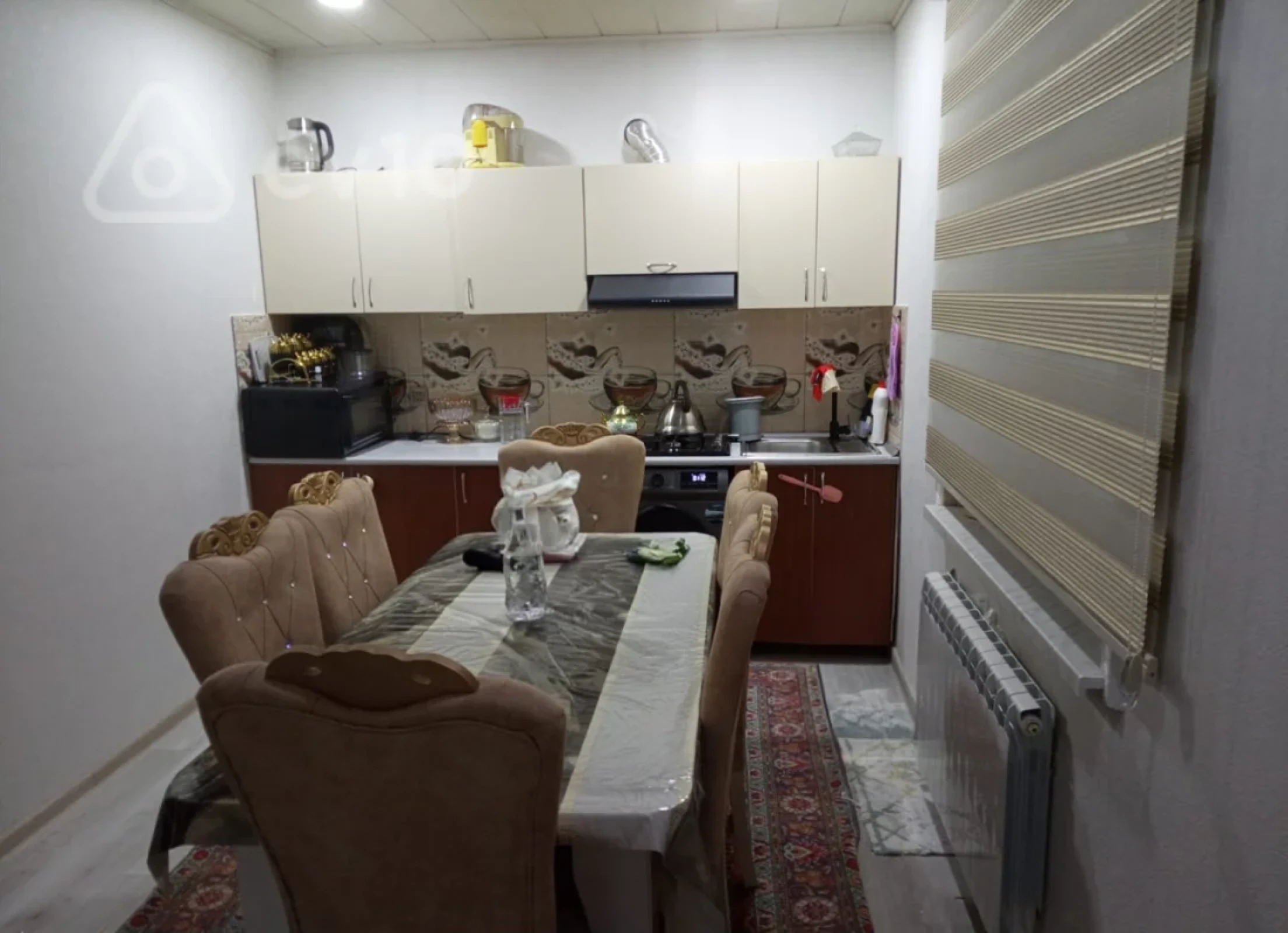 Satılır 10 otaqlı həyət evi 250 m²