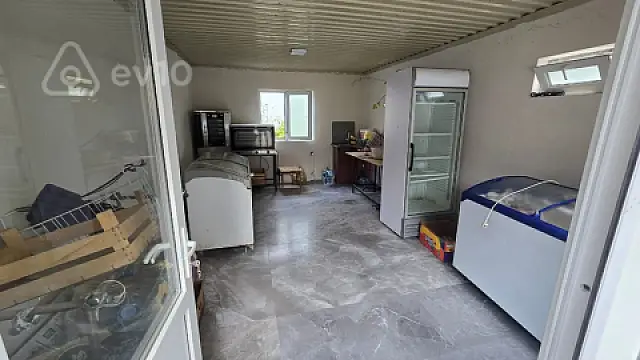 Satılır 10 otaqlı həyət evi 250 m²