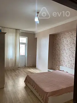 Kirayə verilir 2 otaqlı yeni tikili 57 m²