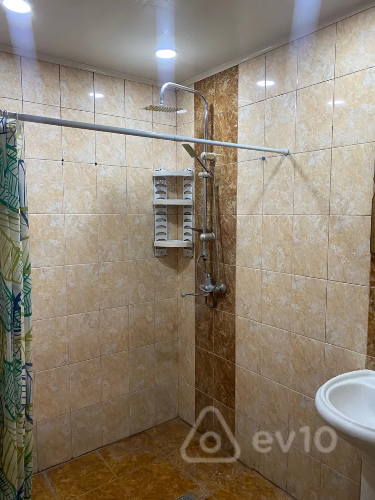 Kirayə verilir 2 otaqlı yeni tikili 57 m²