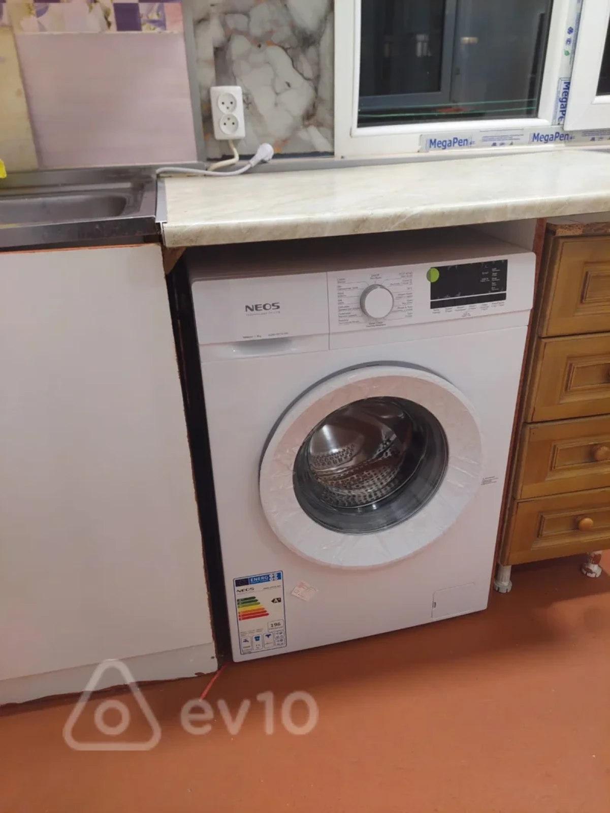 Kirayə verilir 2 otaqlı köhnə tikili 45 m²