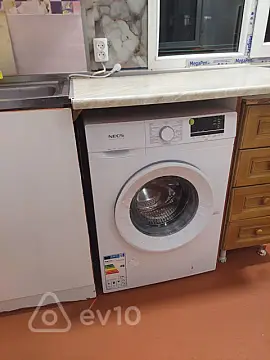 Kirayə verilir 2 otaqlı köhnə tikili 45 m²