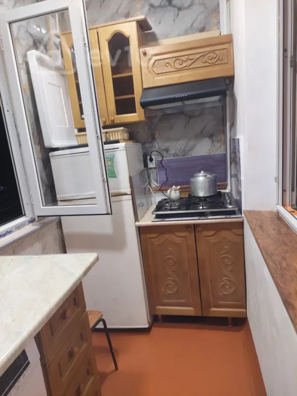 Kirayə verilir 2 otaqlı köhnə tikili 45 m²