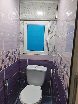 Kirayə verilir 2 otaqlı köhnə tikili 45 m²