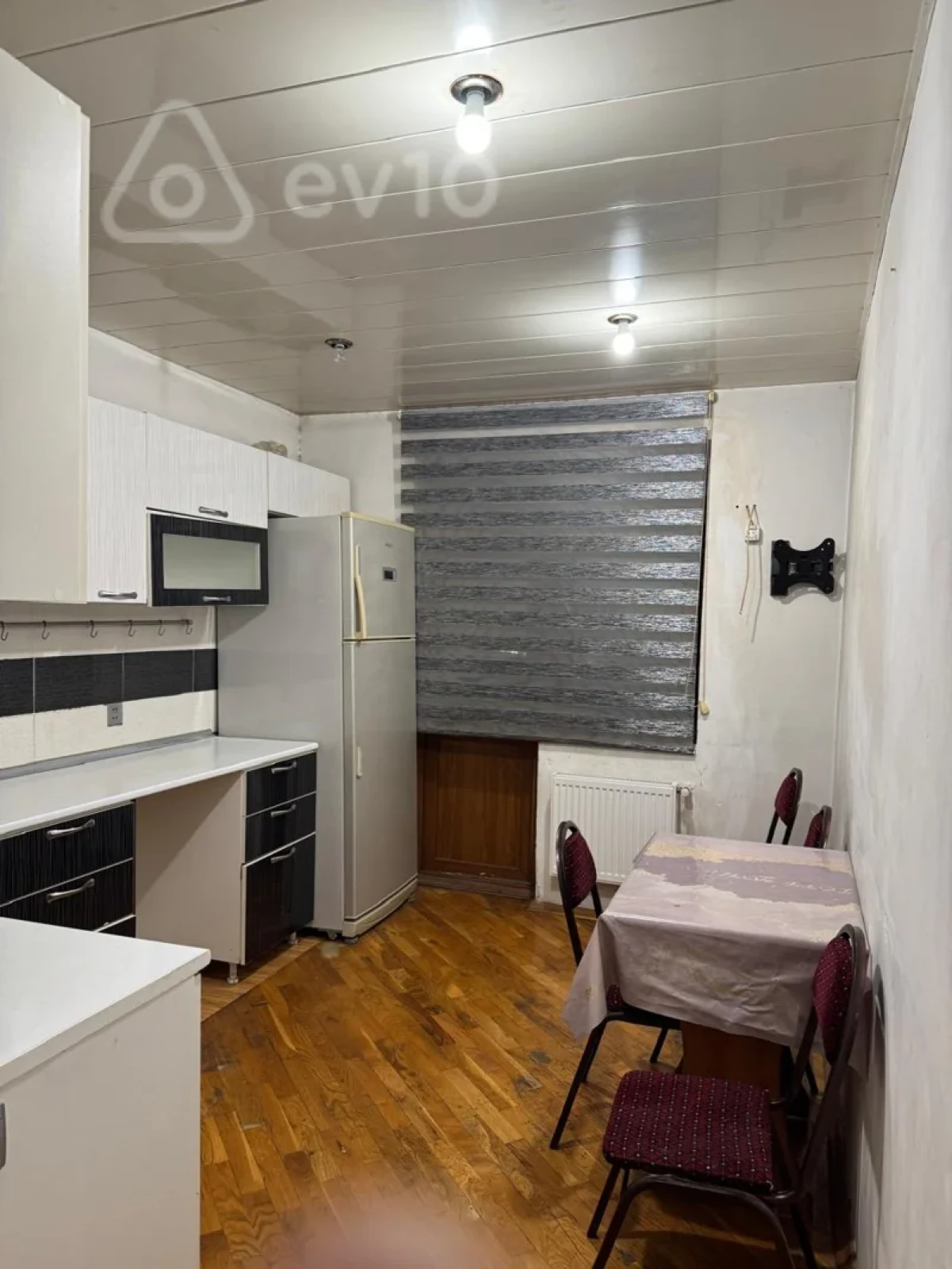 Kirayə verilir 2 otaqlı yeni tikili 85 m²