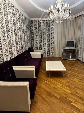 Kirayə verilir 2 otaqlı yeni tikili 85 m²