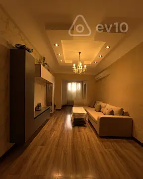 Satılır 3 otaqlı köhnə tikili 75 m²