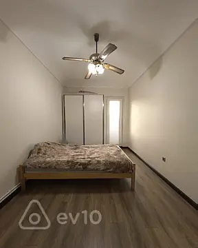 Satılır 3 otaqlı köhnə tikili 75 m²