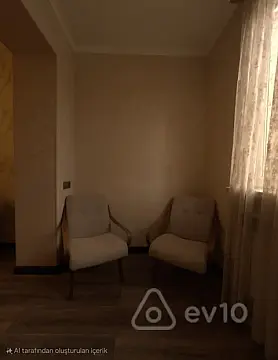 Satılır 3 otaqlı köhnə tikili 75 m²
