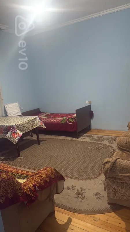 Kirayə verilir 2 otaqlı yeni tikili 90 m²