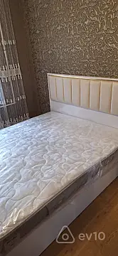 Kirayə verilir 3 otaqlı köhnə tikili 60 m²