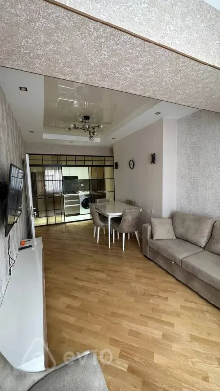 Kirayə verilir 2 otaqlı yeni tikili 55 m²
