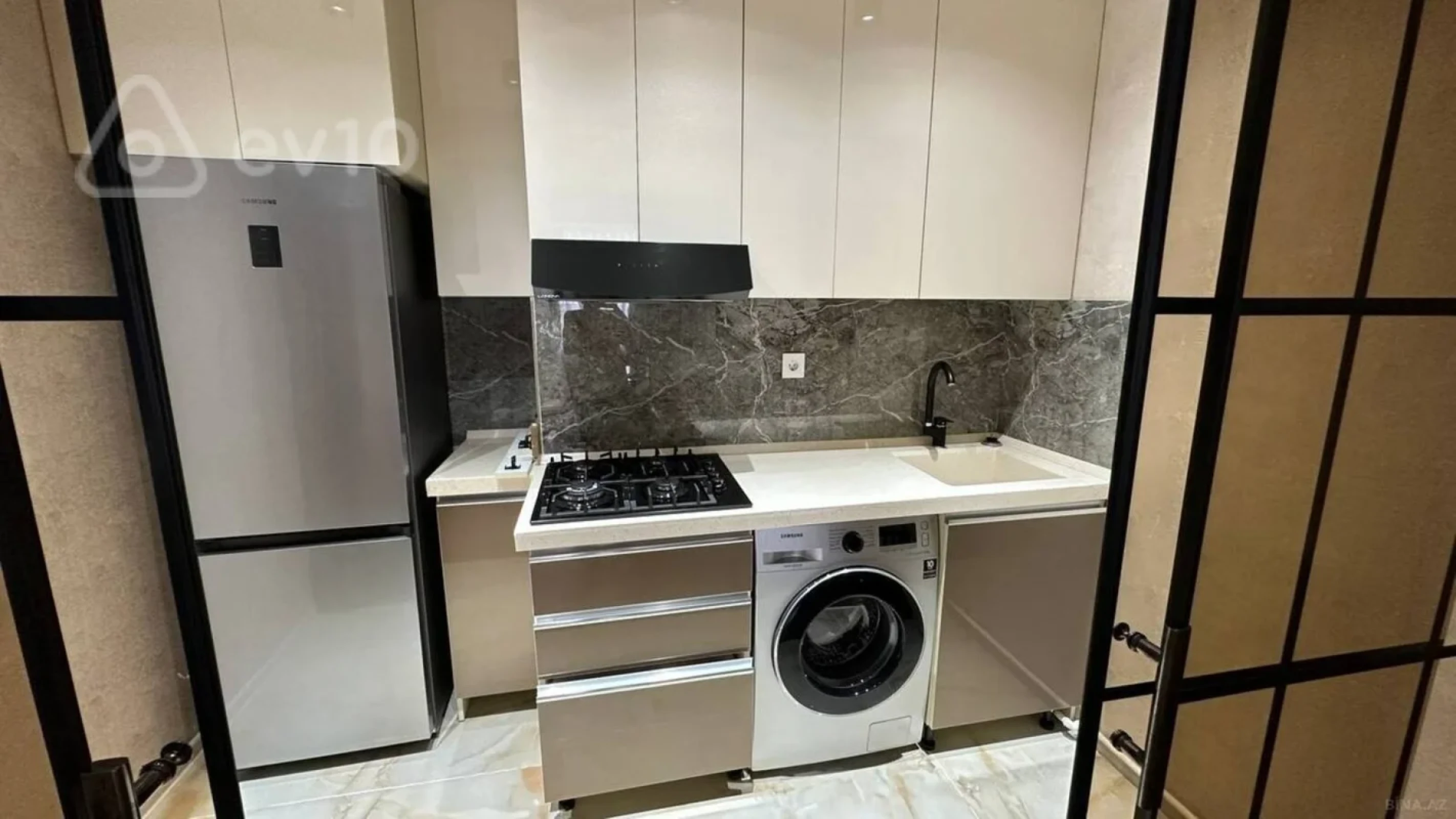 Kirayə verilir 2 otaqlı yeni tikili 55 m²