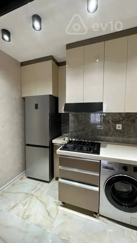 Kirayə verilir 2 otaqlı yeni tikili 55 m²