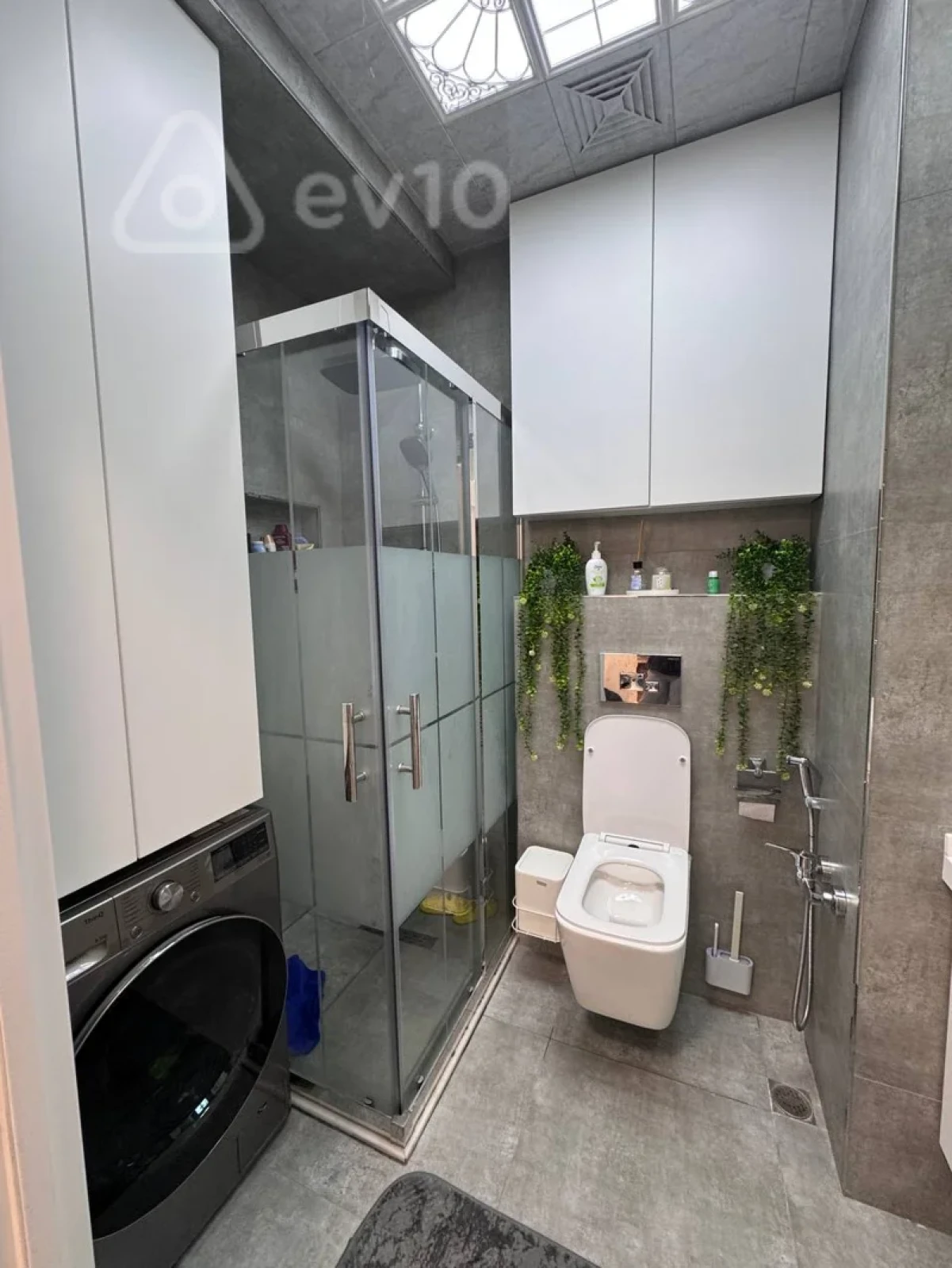 Satılır 3 otaqlı yeni tikili 77.1 m²