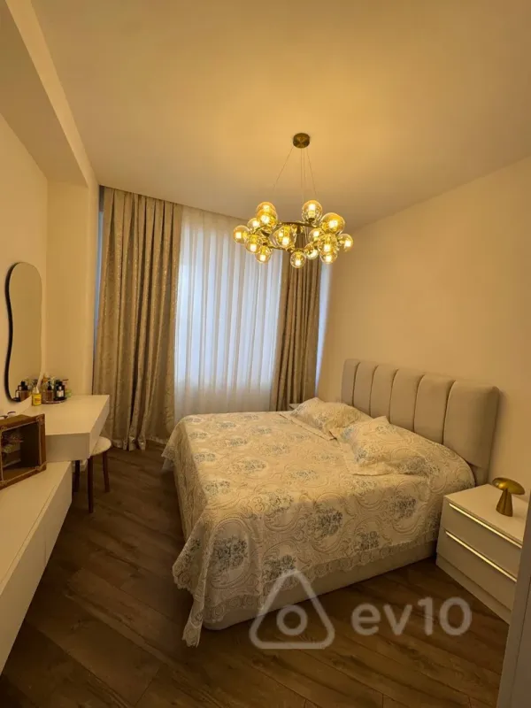 Satılır 3 otaqlı yeni tikili 77.1 m²