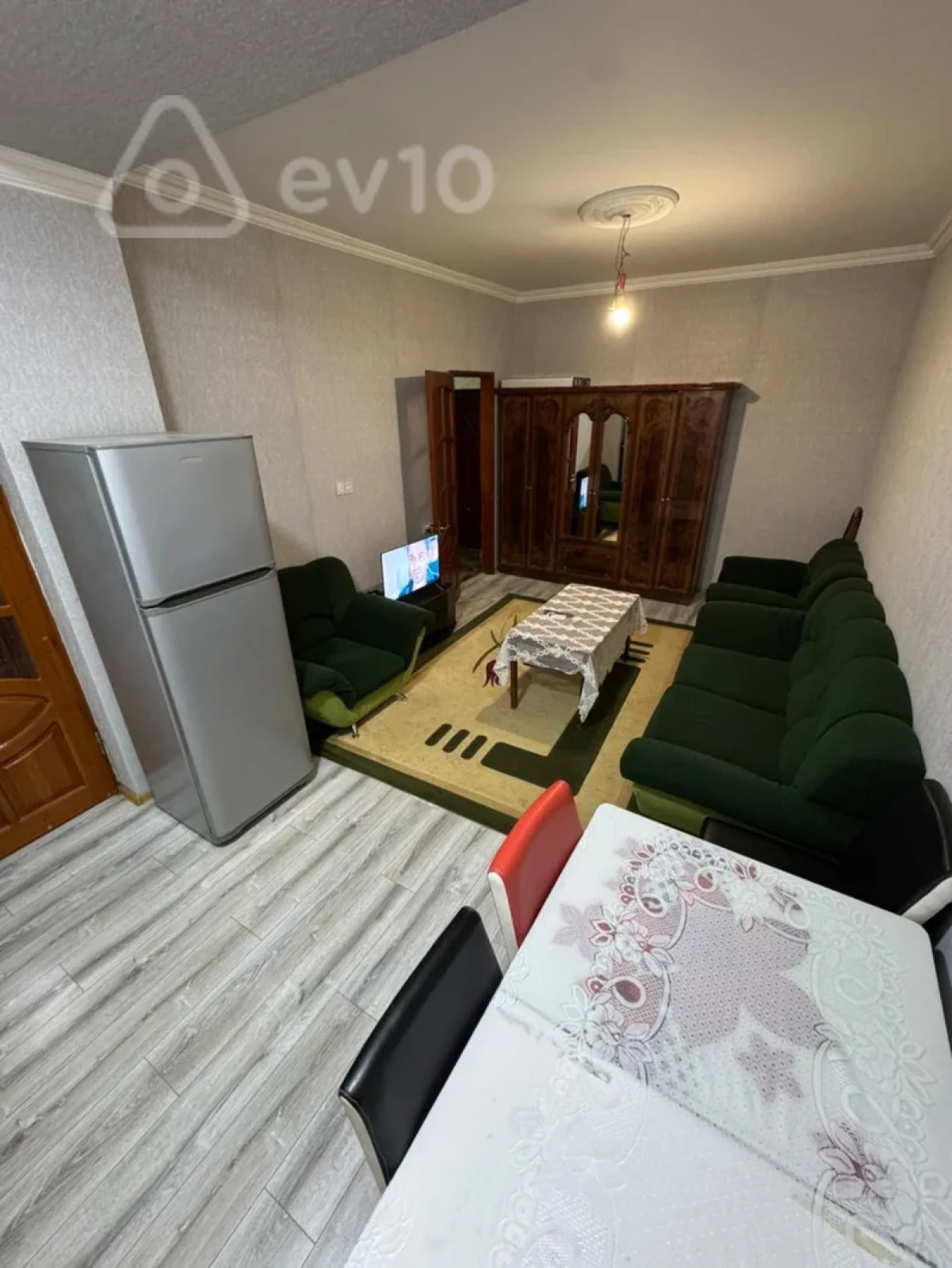 Kirayə verilir 2 otaqlı yeni tikili 55 m²