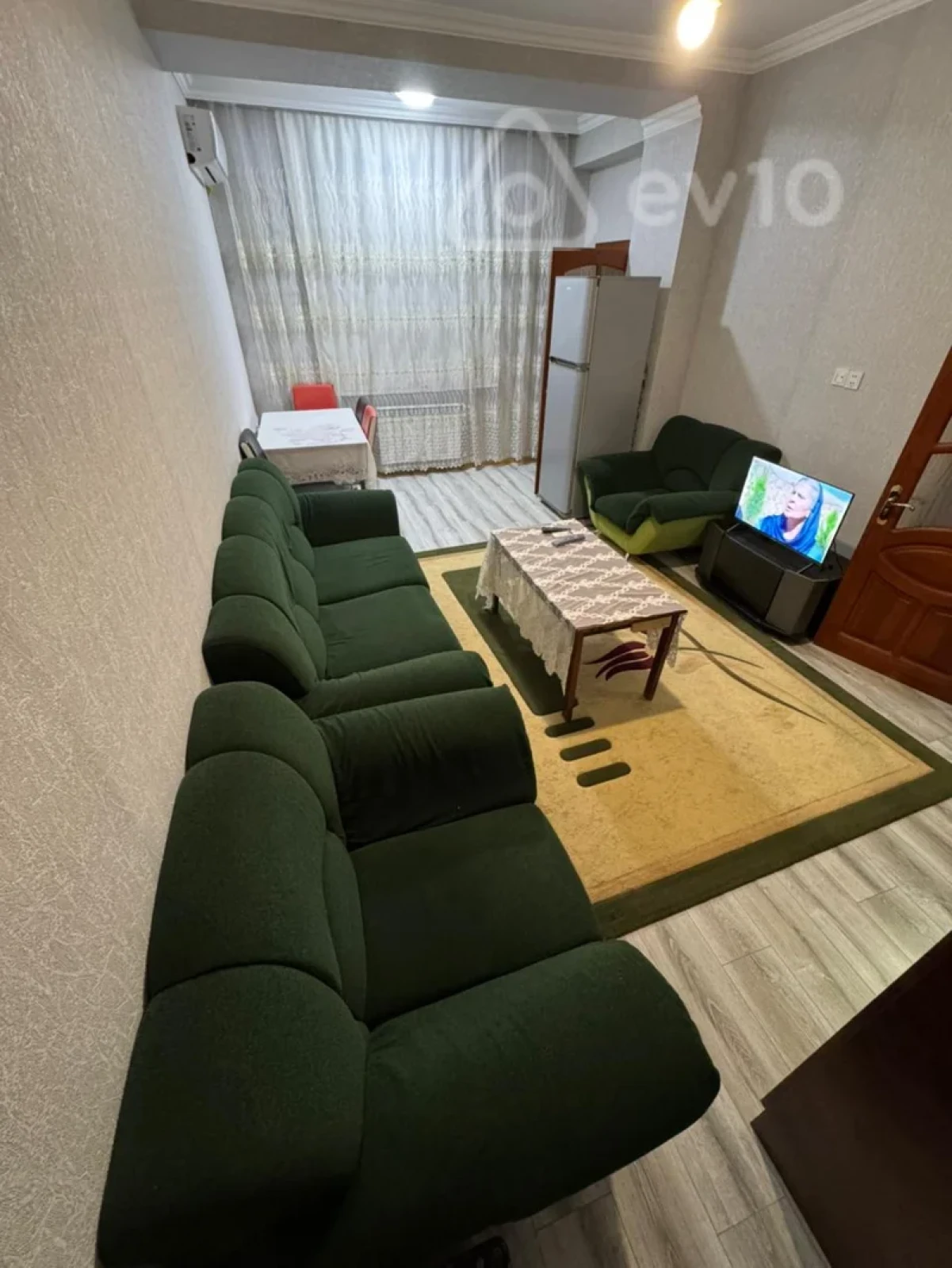 Kirayə verilir 2 otaqlı yeni tikili 55 m²