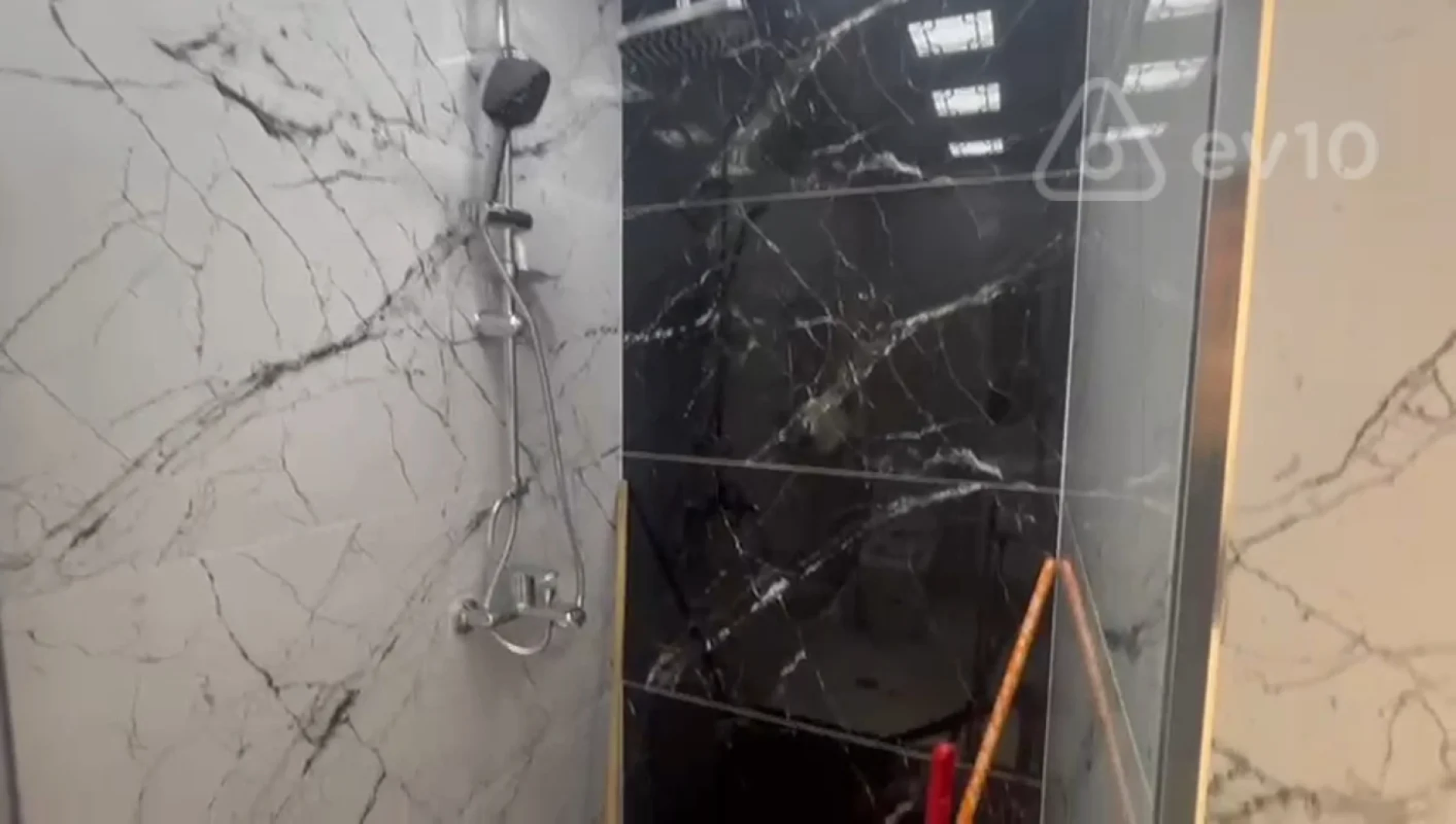 Kirayə verilir 2 otaqlı yeni tikili 67 m²