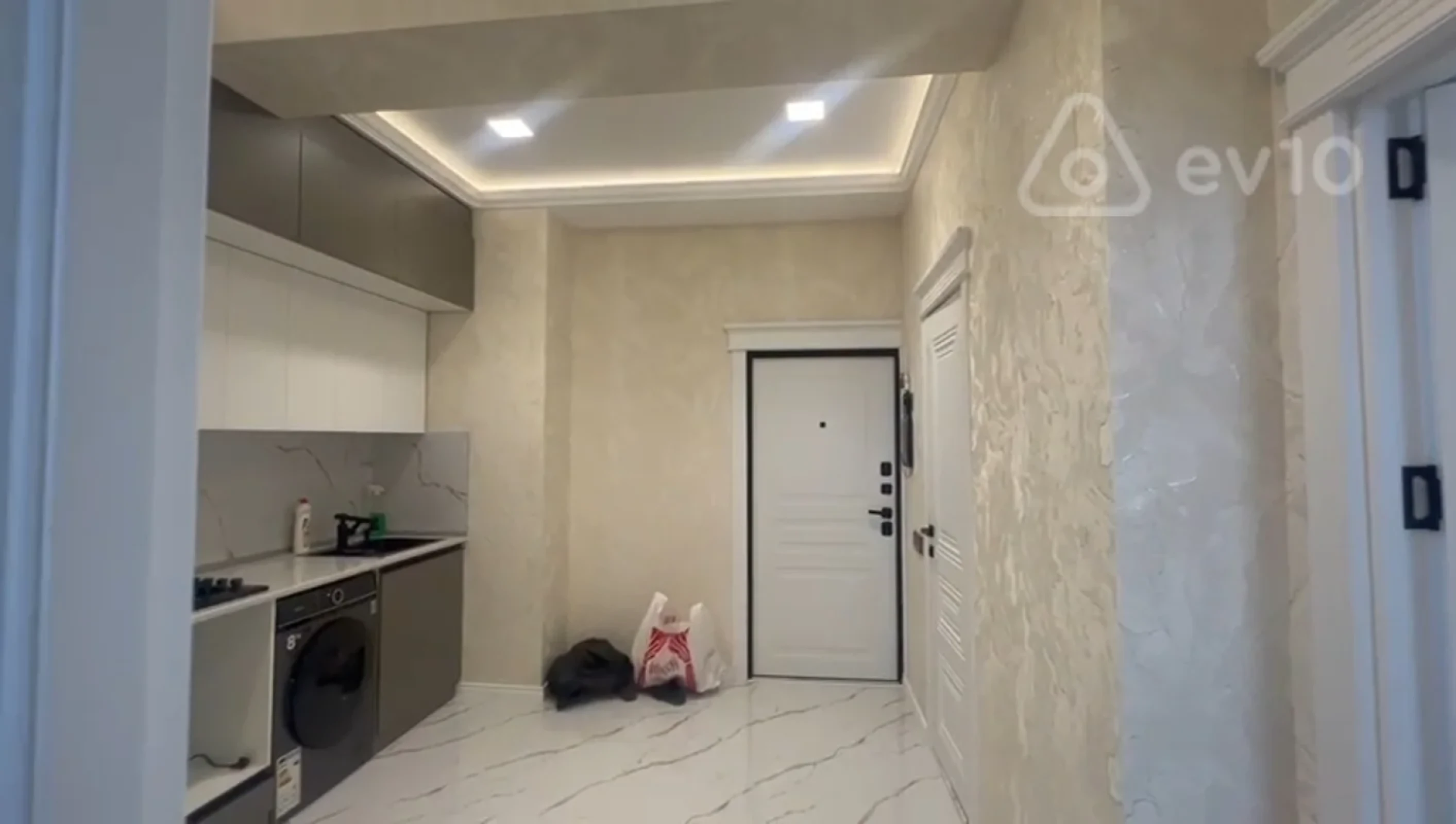 Kirayə verilir 2 otaqlı yeni tikili 67 m²