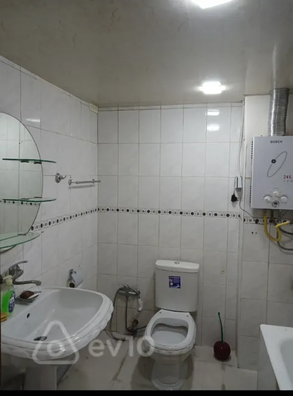 Kirayə verilir 2 otaqlı yeni tikili 60 m²