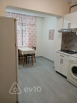 Kirayə verilir 2 otaqlı yeni tikili 60 m²
