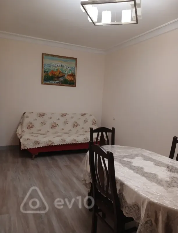Kirayə verilir 2 otaqlı yeni tikili 60 m²