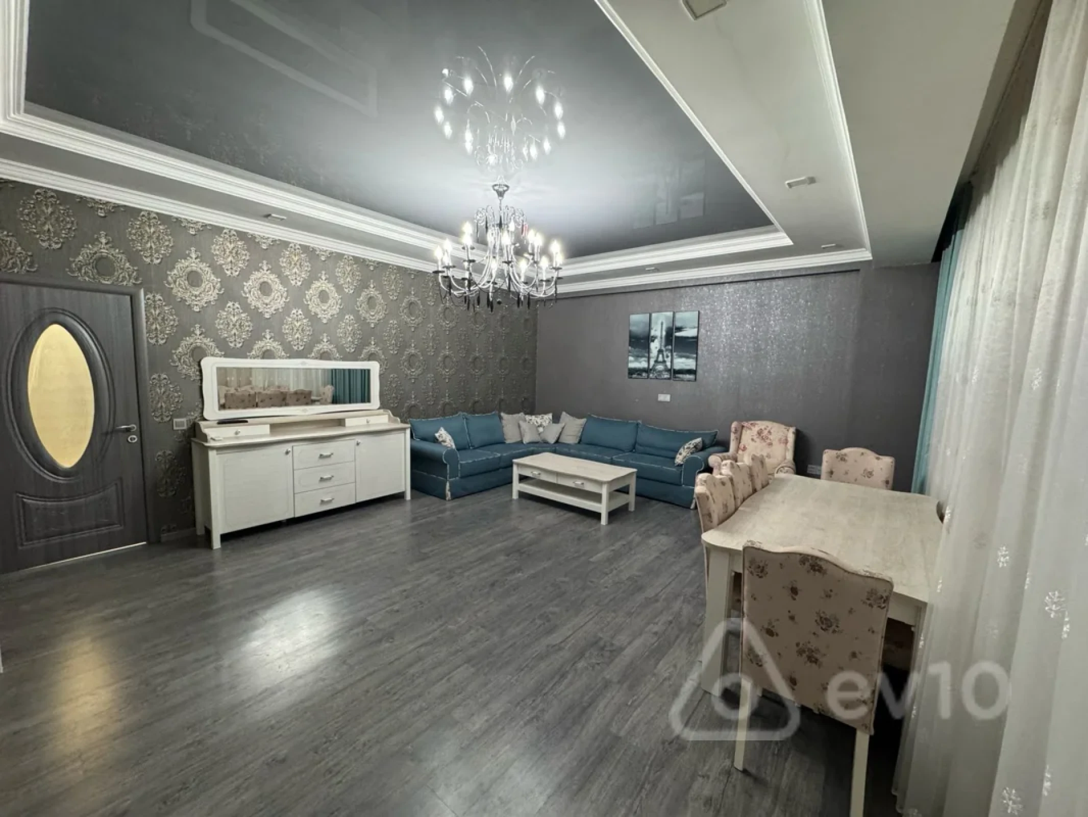 Kirayə verilir 3 otaqlı yeni tikili 130 m²
