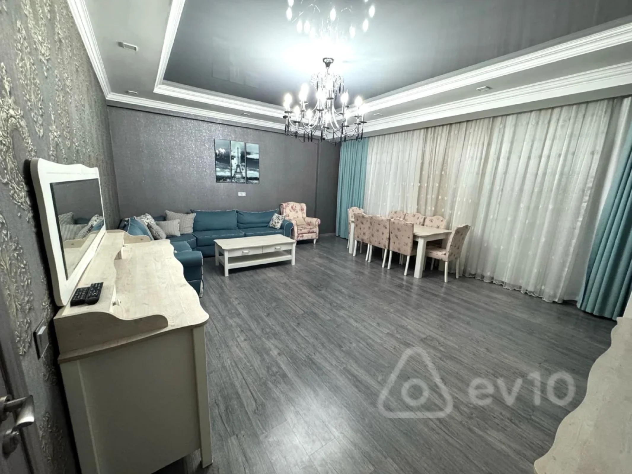 Kirayə verilir 3 otaqlı yeni tikili 130 m²