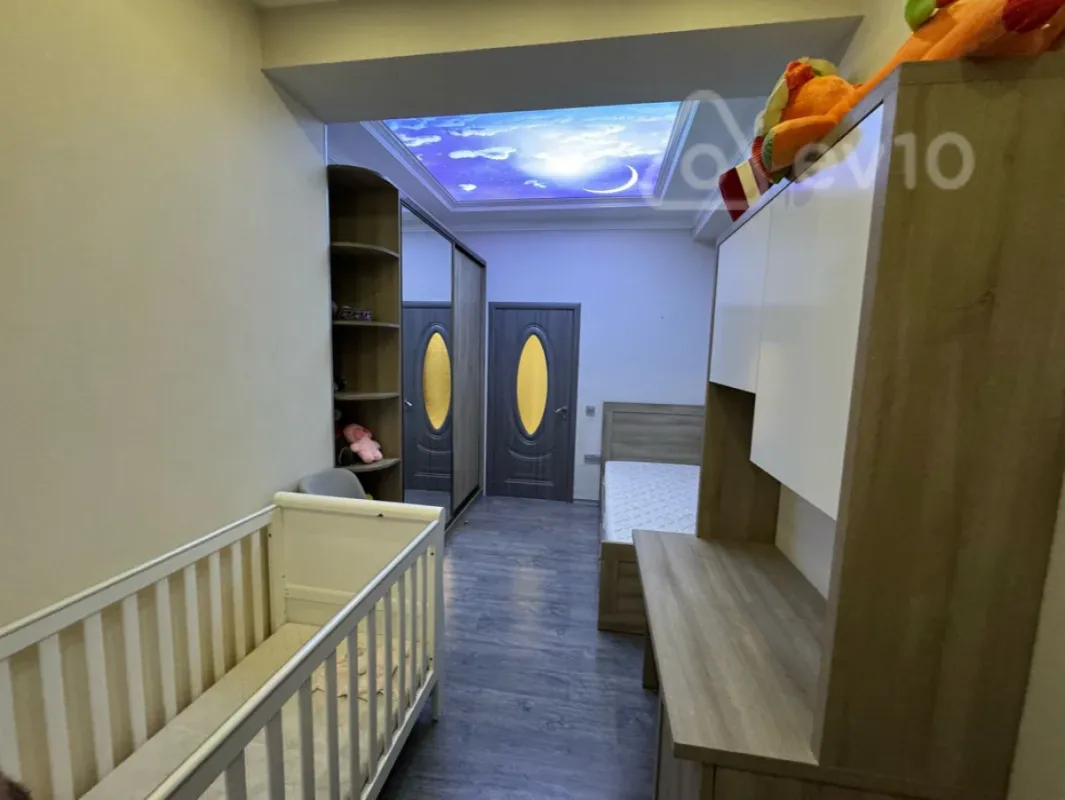 Kirayə verilir 3 otaqlı yeni tikili 130 m²