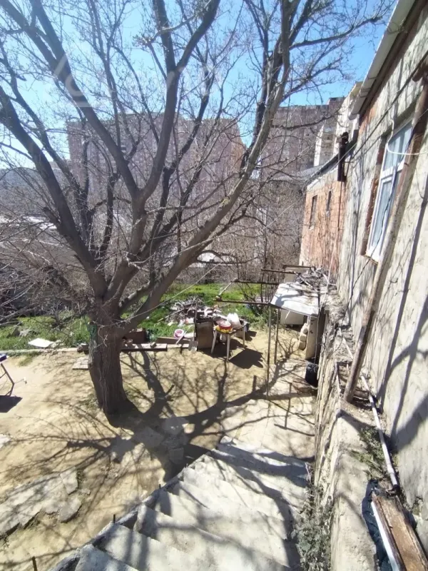 Satılır 7 otaqlı həyət evi 260 m²