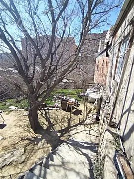 Satılır 7 otaqlı həyət evi 260 m²