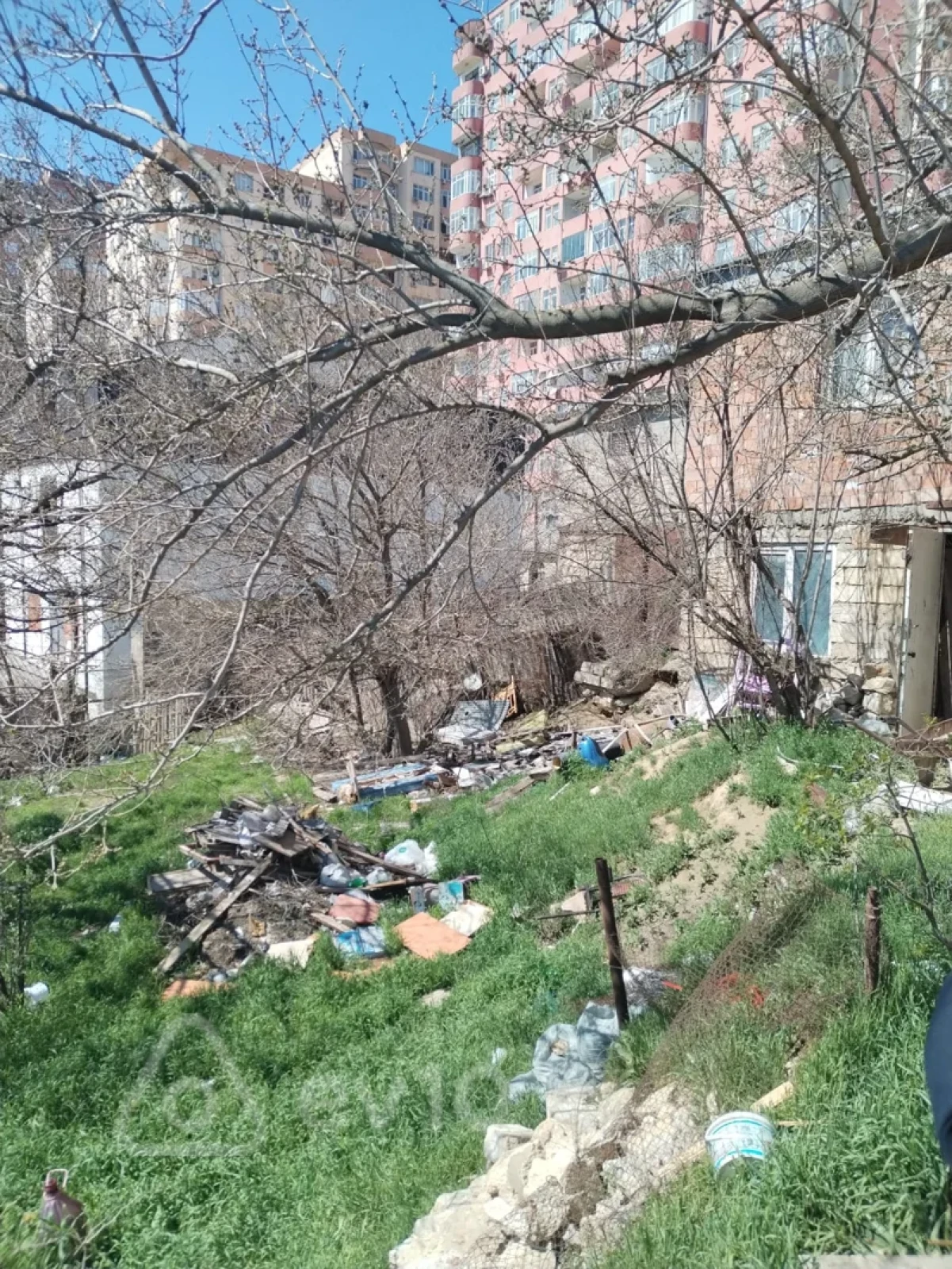 Satılır 7 otaqlı həyət evi 260 m²