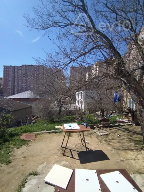 Satılır 7 otaqlı həyət evi 260 m²