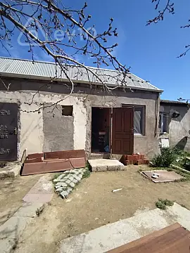 Satılır 7 otaqlı həyət evi 260 m²