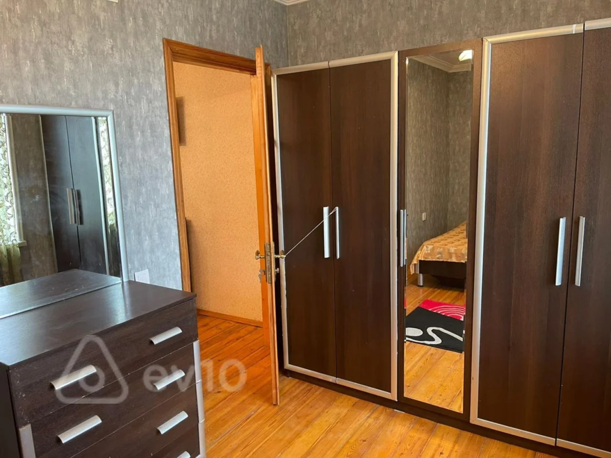 Kirayə verilir 3 otaqlı köhnə tikili 46 m²
