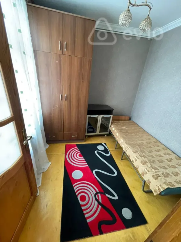 Kirayə verilir 3 otaqlı köhnə tikili 46 m²